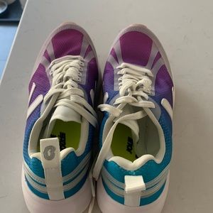 Woman’s sneakers